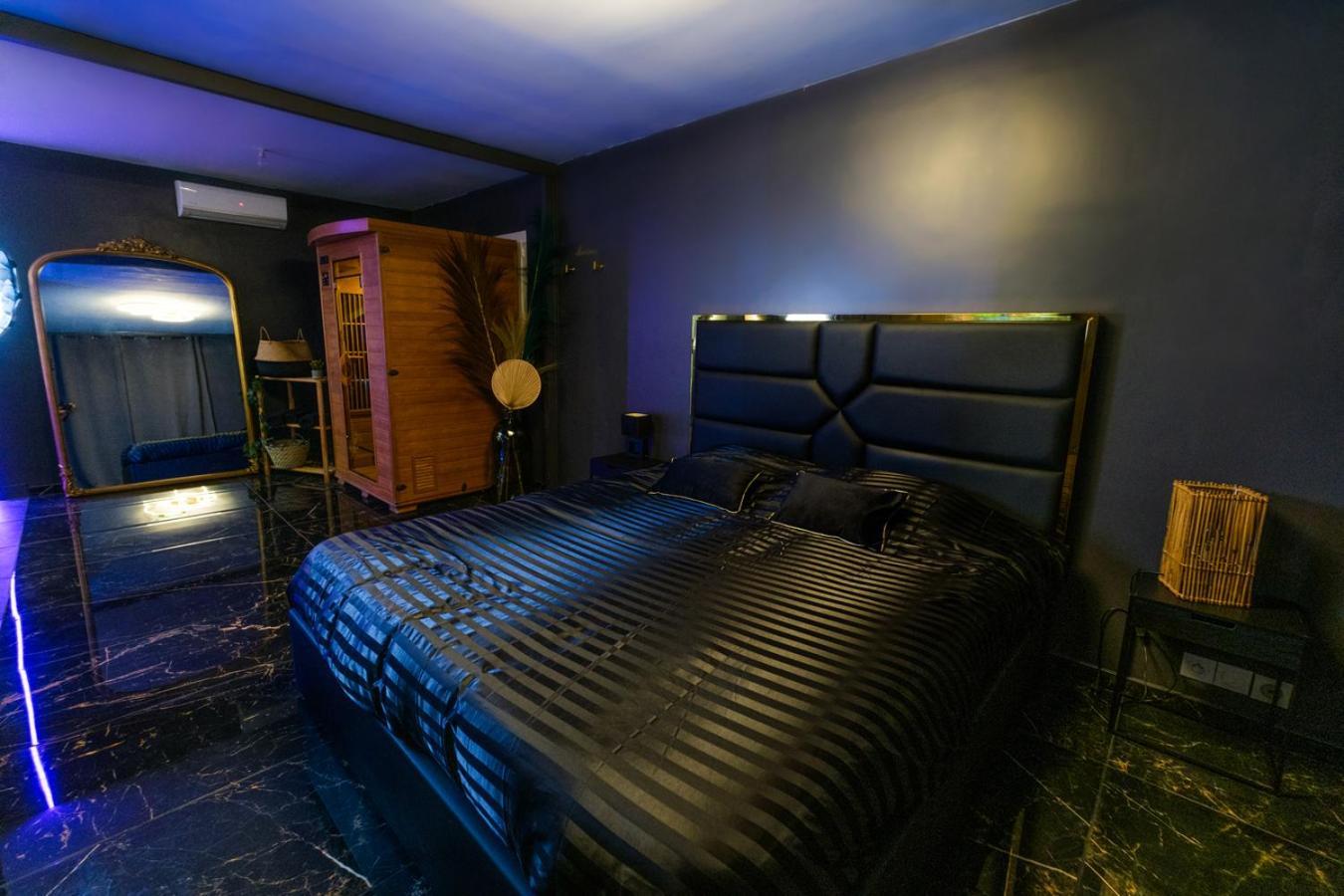L Escale Jacuzzi Et Sauna Évreux Eksteriør billede